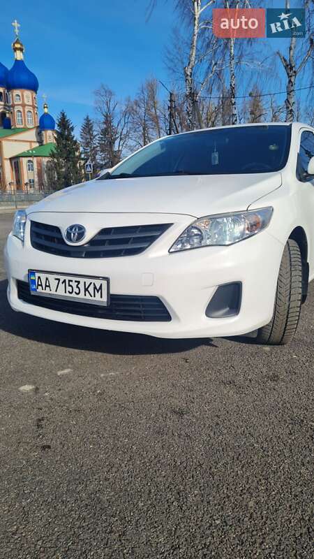 2012 toyota corolla
