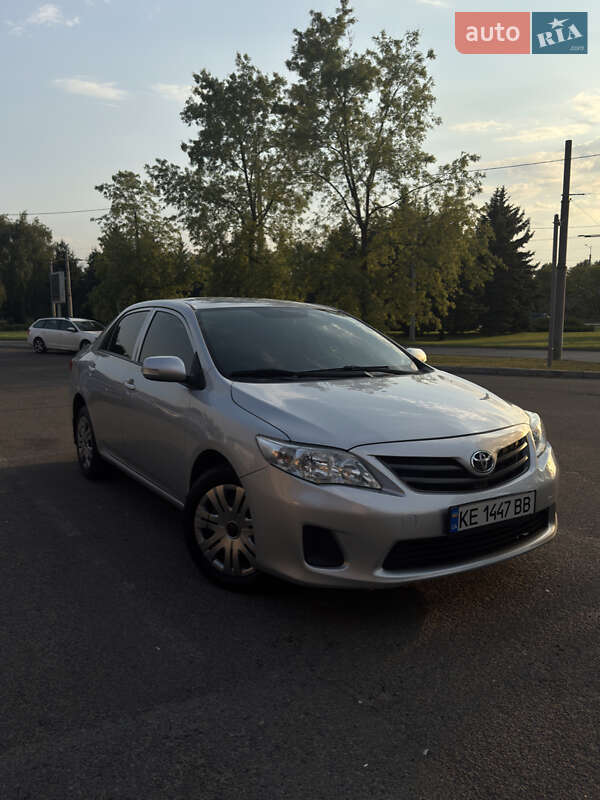 2012 toyota corolla