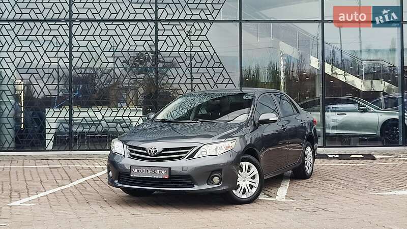2012 toyota corolla