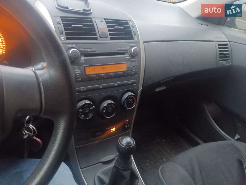 2008 toyota corolla