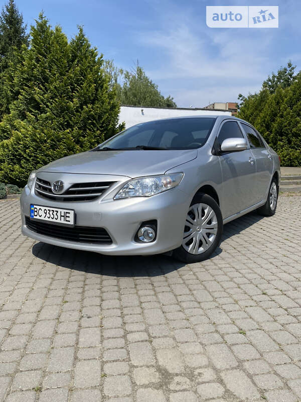 2011 toyota corolla
