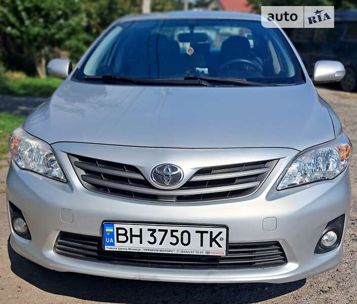 2011 toyota corolla