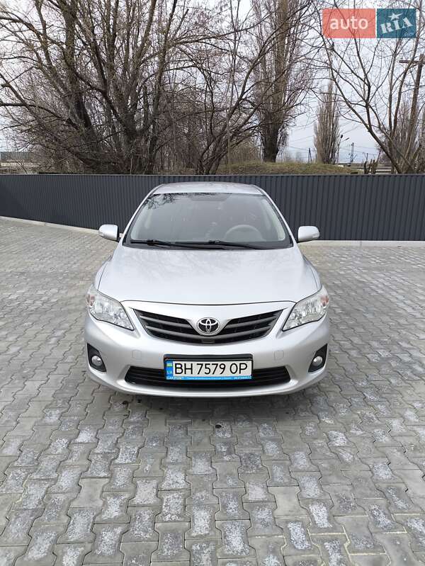 2013 toyota corolla