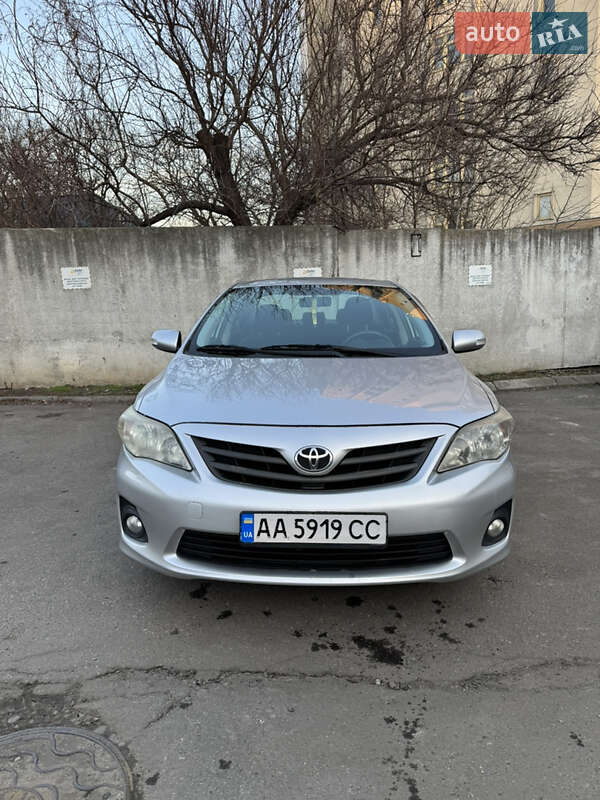 2012 toyota corolla