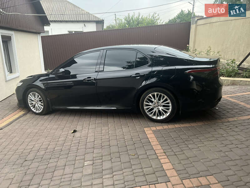 2020 toyota camry
