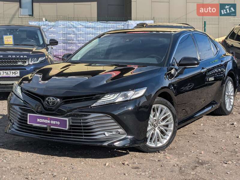 2020 toyota camry