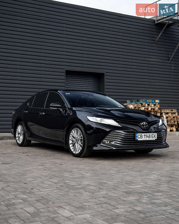 2020 toyota camry