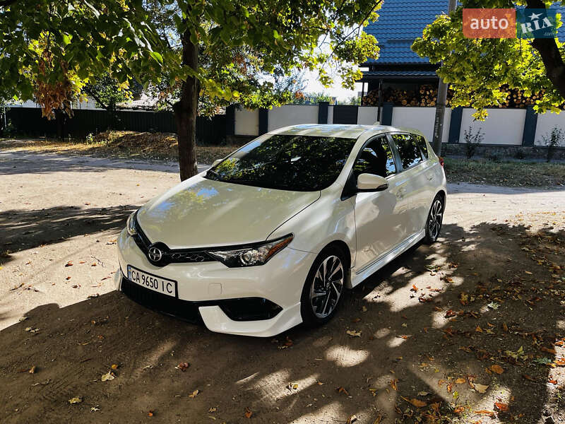 2015 toyota scion