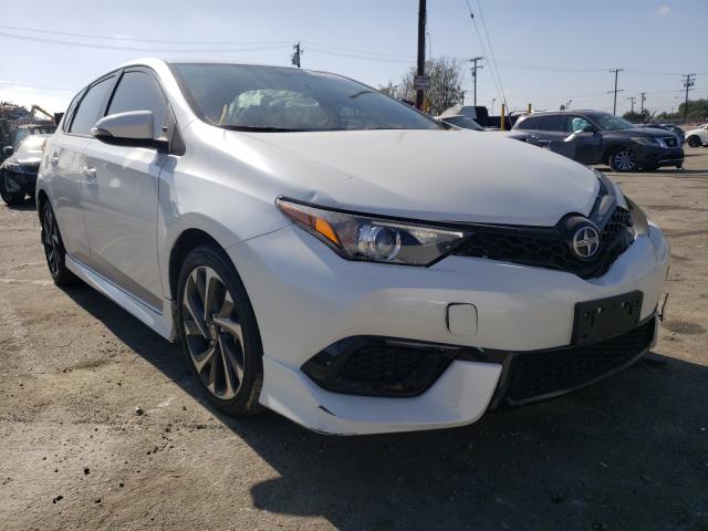 2016 toyota auris