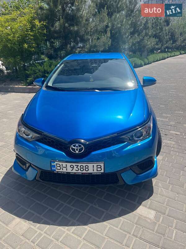 2018 toyota corolla