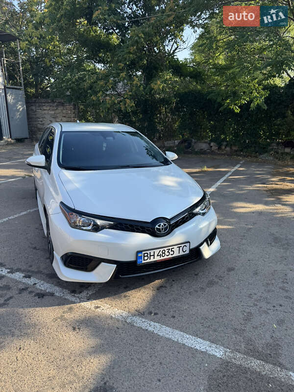 2017 toyota corolla