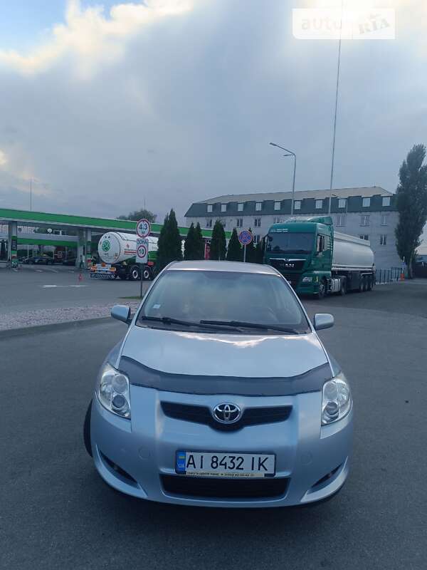 2007 toyota auris