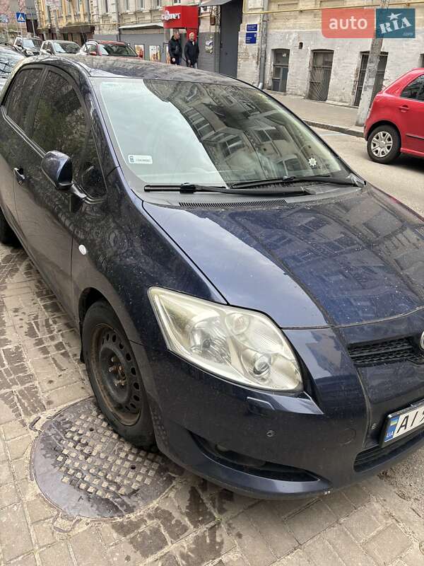 2007 toyota auris