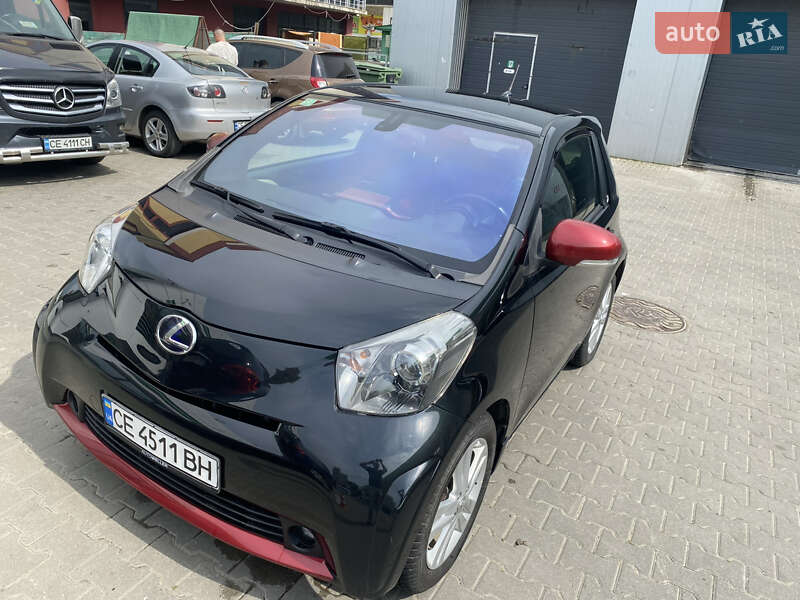 2012 toyota iq