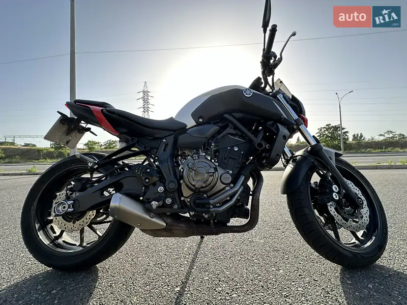 2018 yamaha mt 07