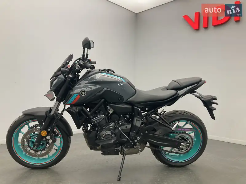2022 yamaha mt 07