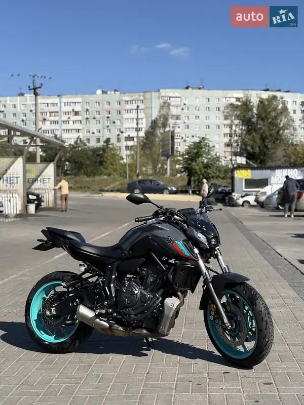 2022 yamaha mt 07