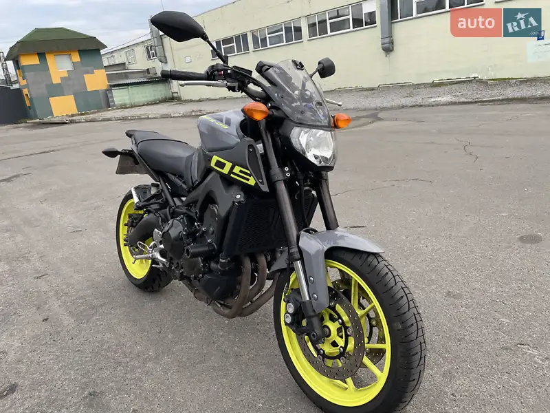 2016 yamaha fz09