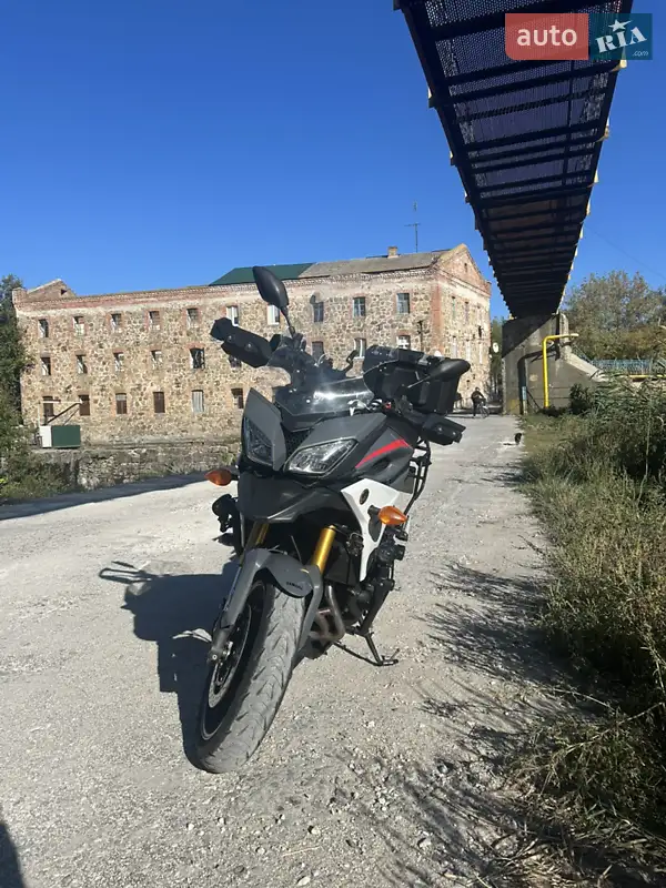 2015 yamaha fj 09