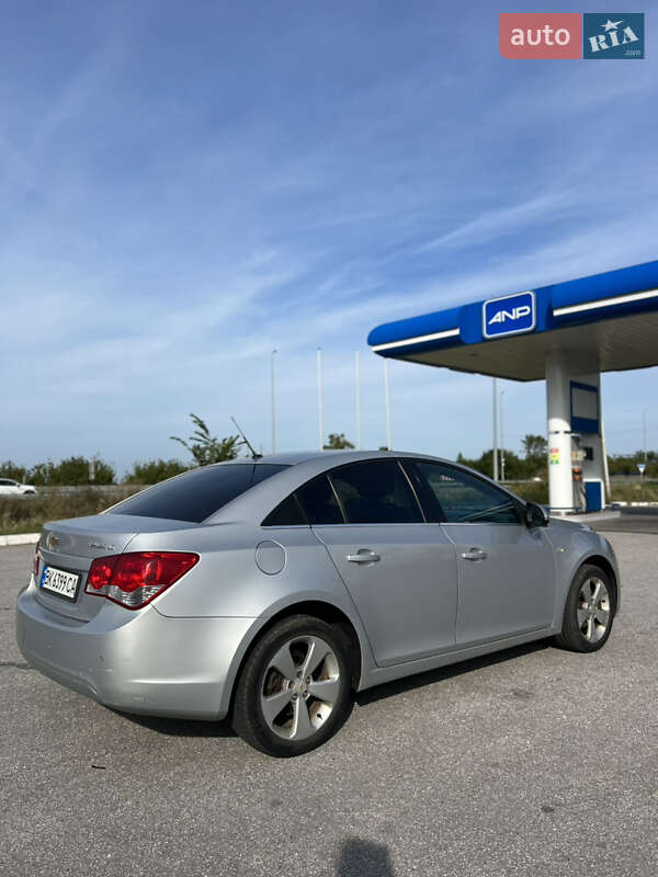 2010 chevrolet cruze