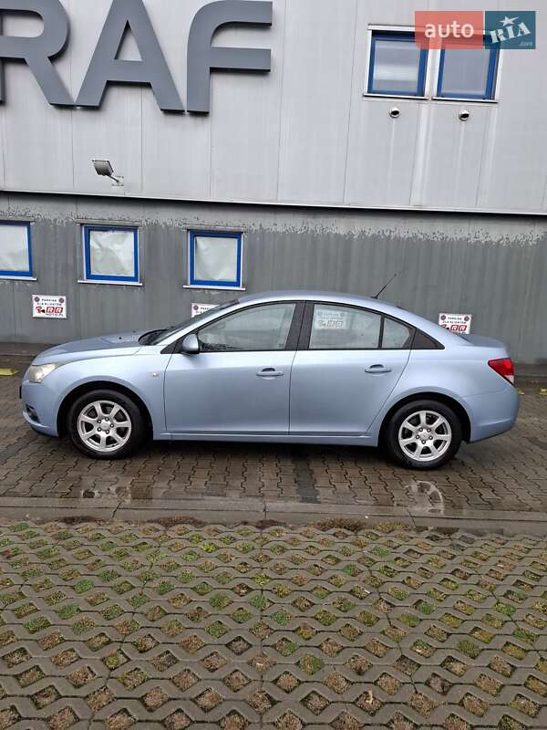 2010 chevrolet cruze