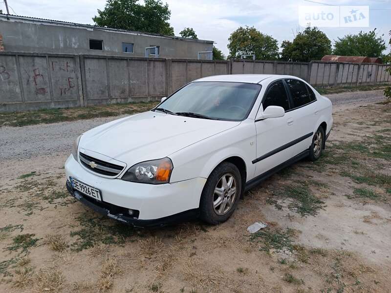 2004 chevrolet evanda