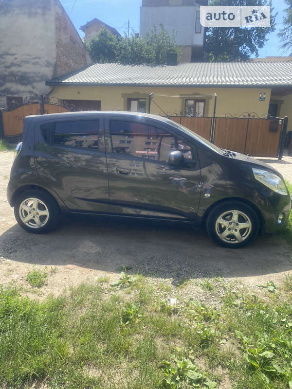 2010 chevrolet spark