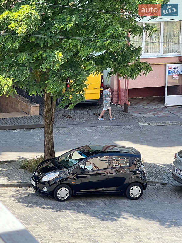 2011 chevrolet spark