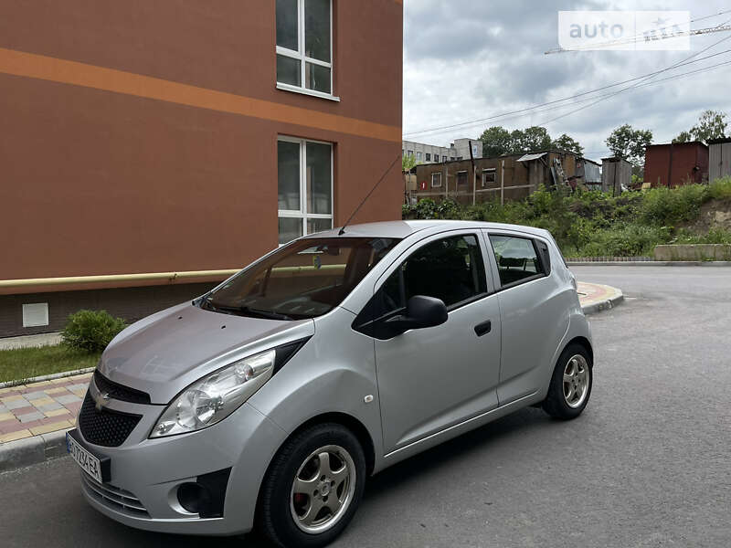2011 chevrolet spark
