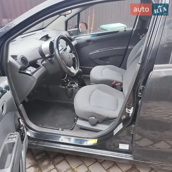 2012 chevrolet spark