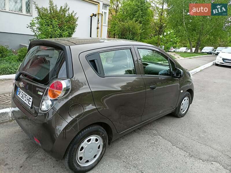 2011 chevrolet spark
