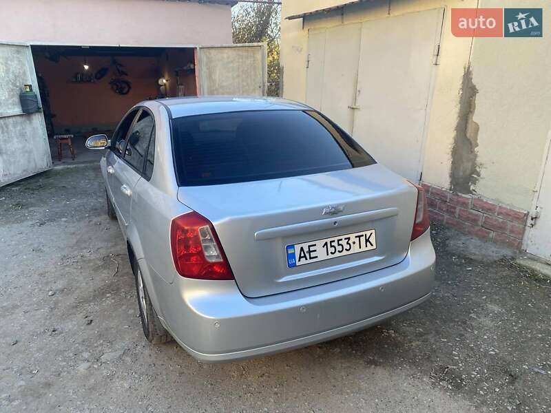 2004 chevrolet lacetti