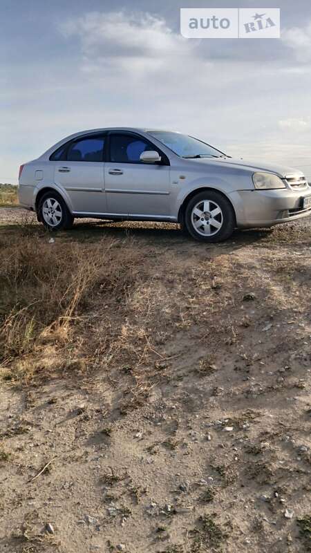 2004 chevrolet lacetti