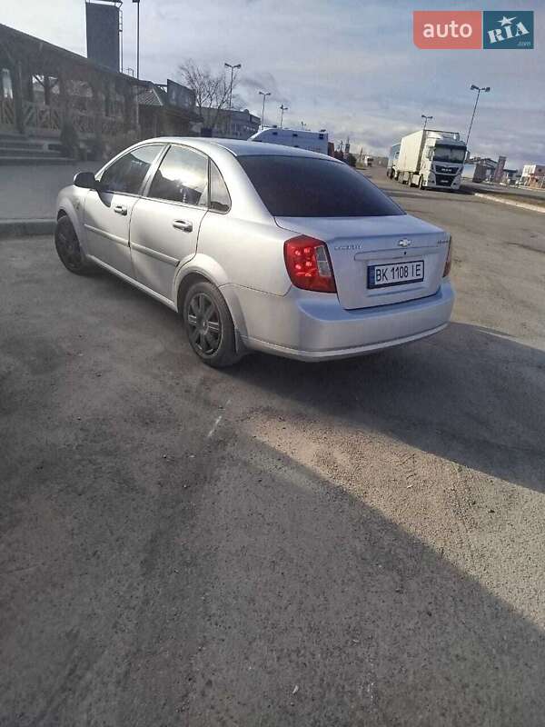 2010 chevrolet lacetti
