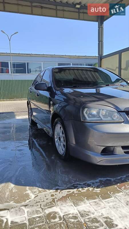 2012 chevrolet lacetti