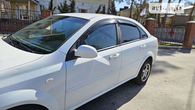 2012 chevrolet lacetti