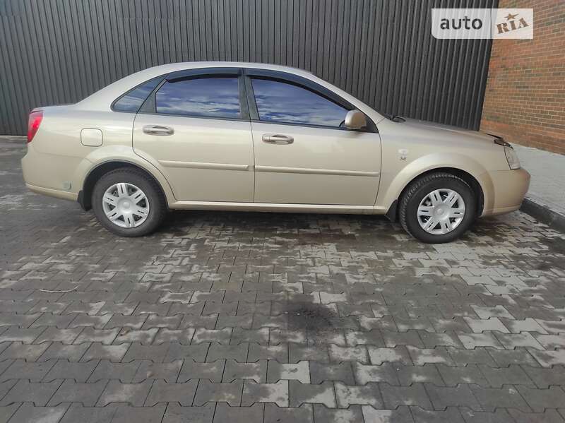 2012 chevrolet lacetti