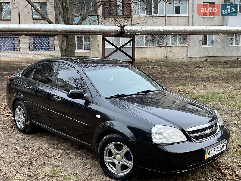 2012 chevrolet lacetti