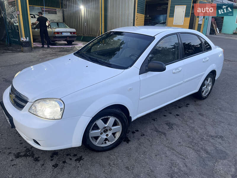 2012 chevrolet lacetti