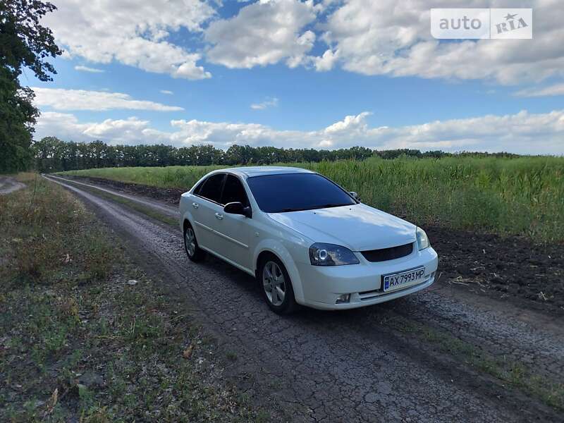 2012 chevrolet lacetti