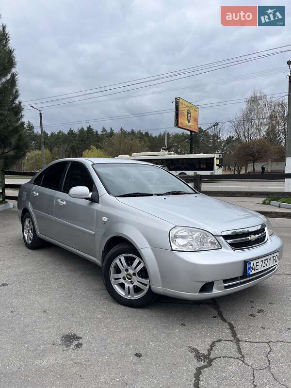 2012 chevrolet lacetti