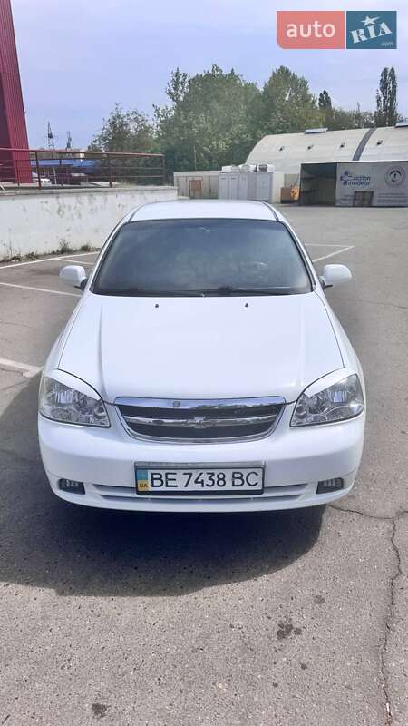 2012 chevrolet lacetti