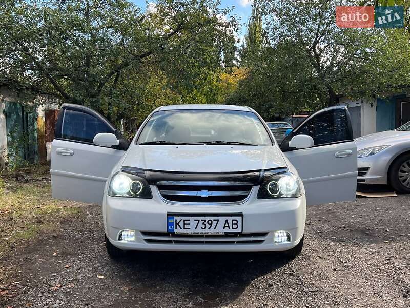 2012 chevrolet lacetti