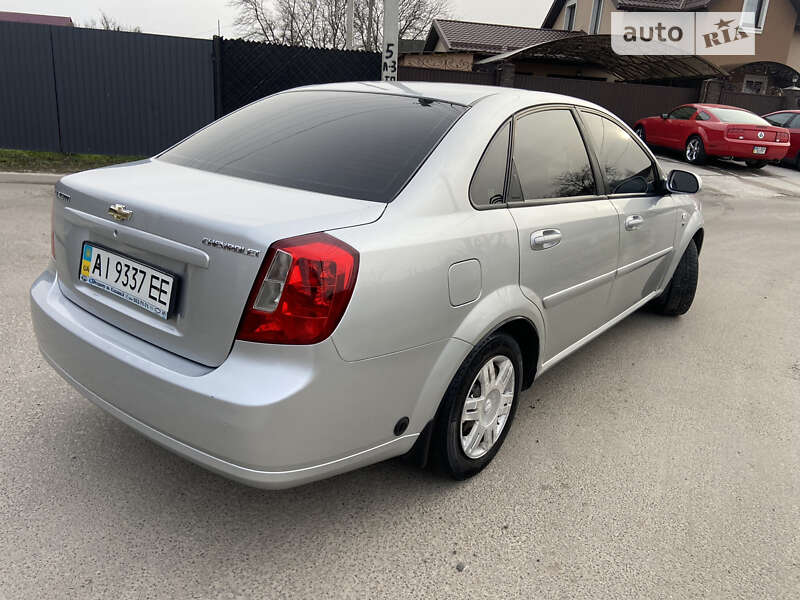 2012 chevrolet lacetti