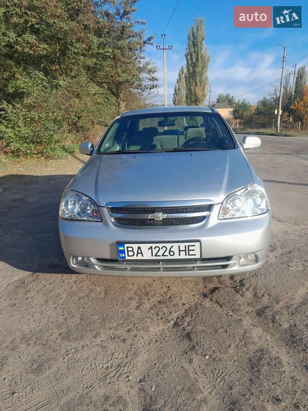 2012 chevrolet lacetti