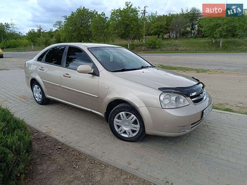 2012 chevrolet lacetti