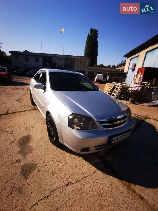 2012 chevrolet lacetti