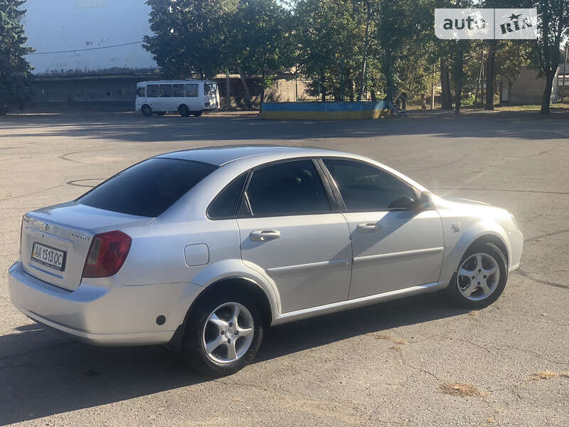 2011 chevrolet lacetti