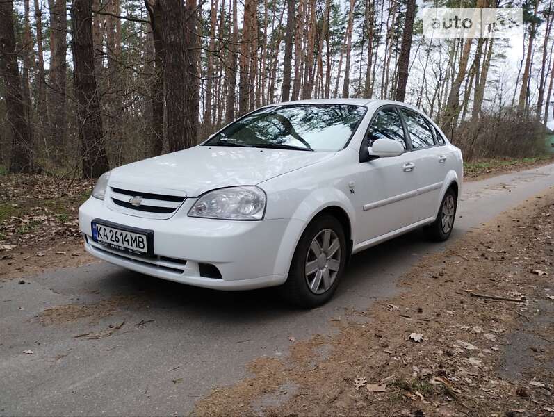 2012 chevrolet lacetti