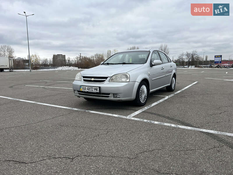 2012 chevrolet lacetti